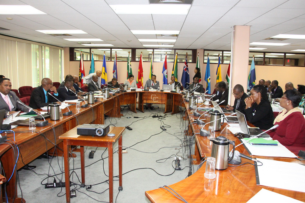 Caricom urged to diversify energy sources despite drop in oil prices